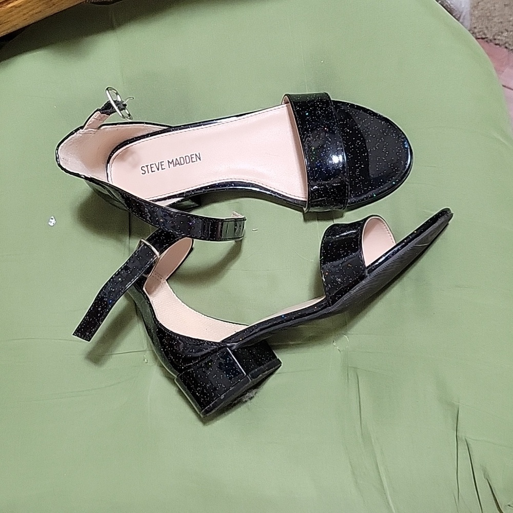 Girls size 3 Steve Madden dress shoes